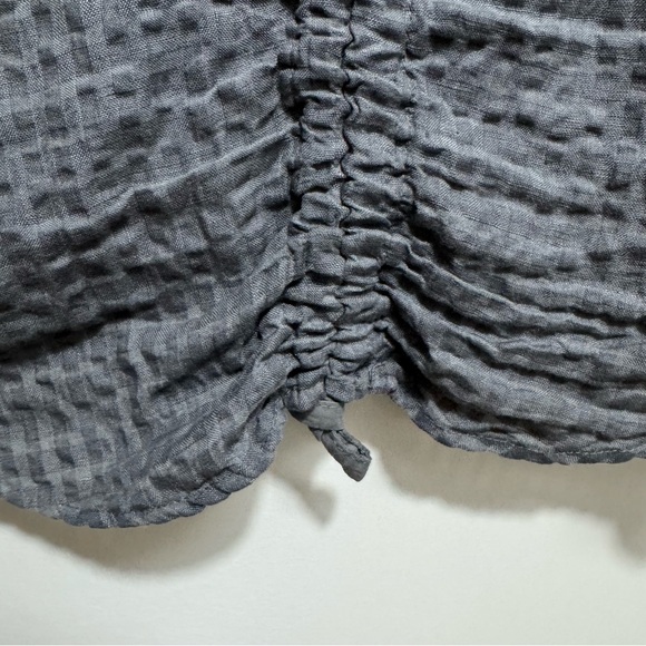 Luna Luz Linen Blend Textured Ruched Back Top - Picture 11 of 13